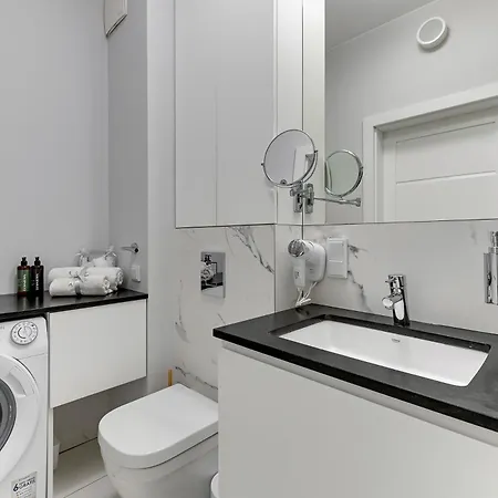 Granaria Deluxe & Riverside By Downtown Apartments Gdansk Room photo