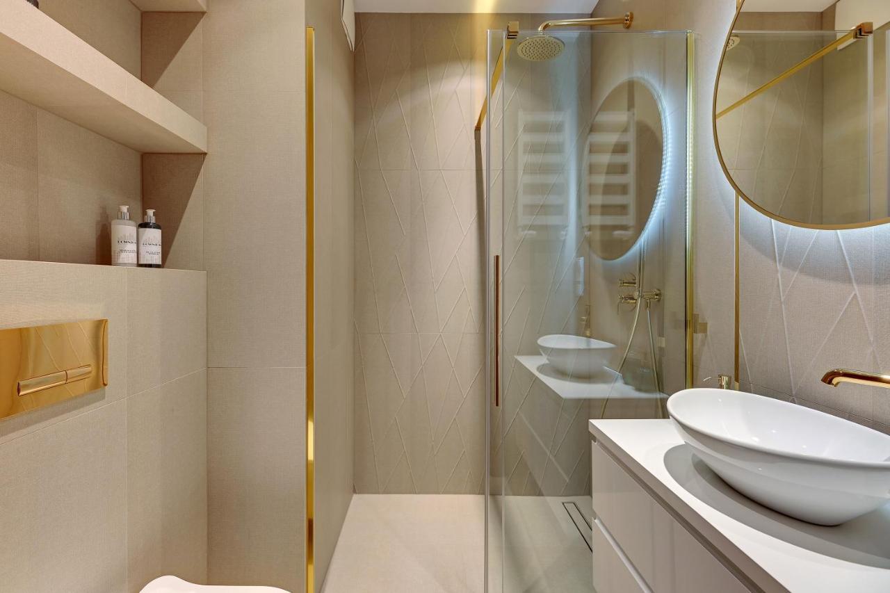 Apartment Granaria Deluxe & Riverside By Downtown