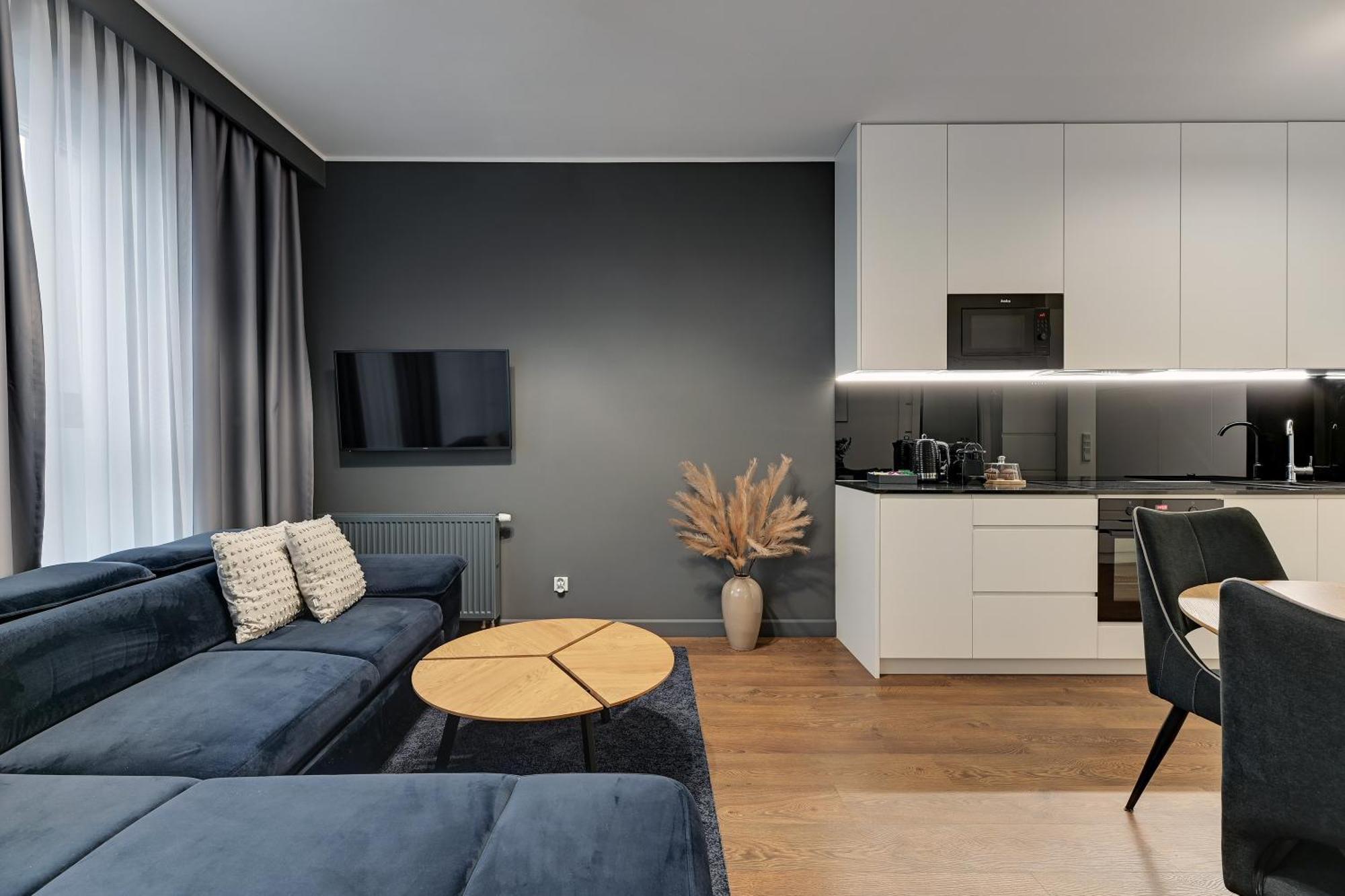 Granaria Deluxe & Riverside By Downtown Apartment