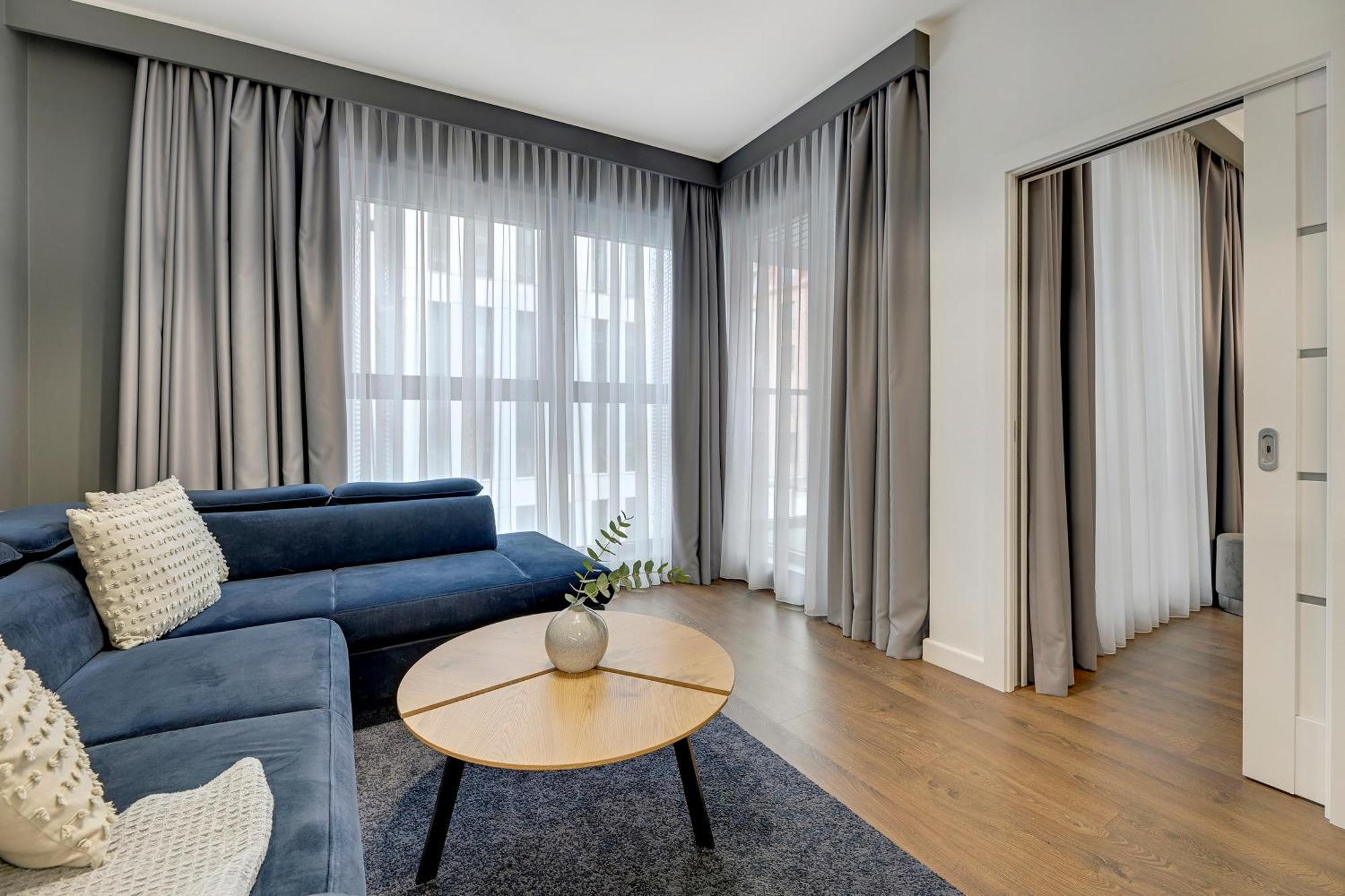 Granaria Deluxe & Riverside By Downtown Apartment *